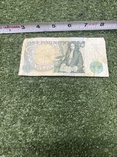 Bank england one pound - england,